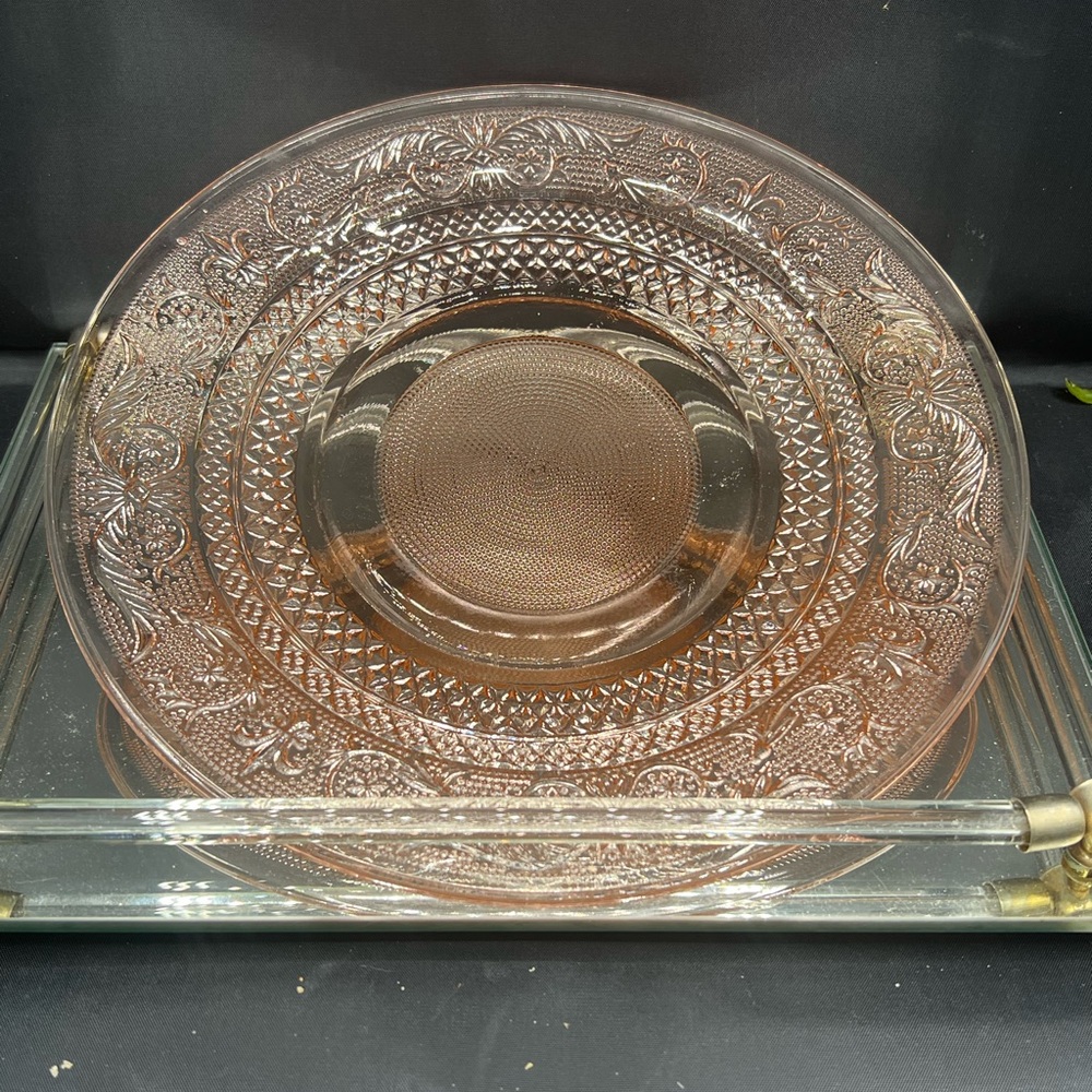 Vintage Kig (Indonesia), Pink Depression Glass Dinner Plate Trellis Pink Pattern